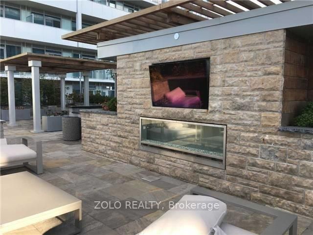 65 Speers Road 1406