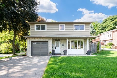 1481 Otis Avenue Mississauga ON L5C 2R8