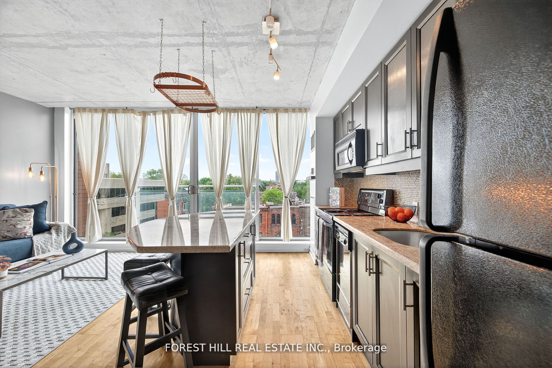 301 Markham Street 505