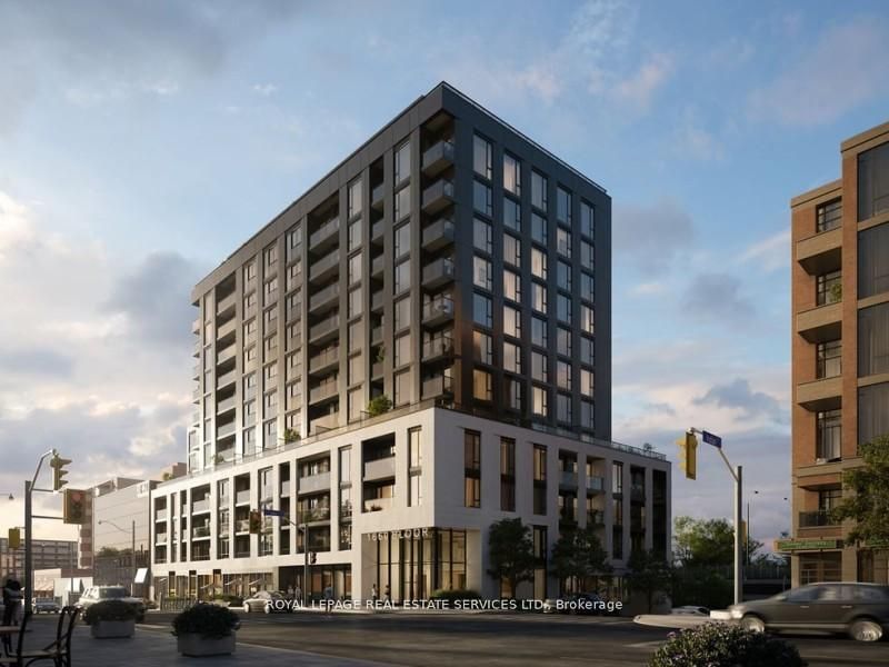 1660 Bloor Street W 401