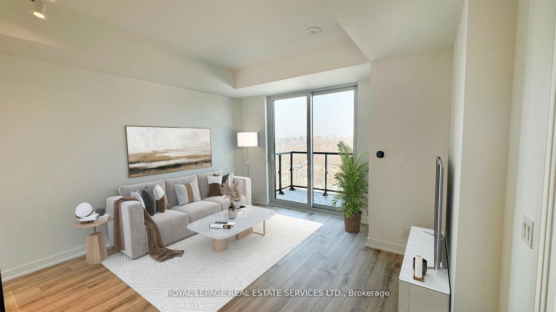 1660 Bloor Street W 401