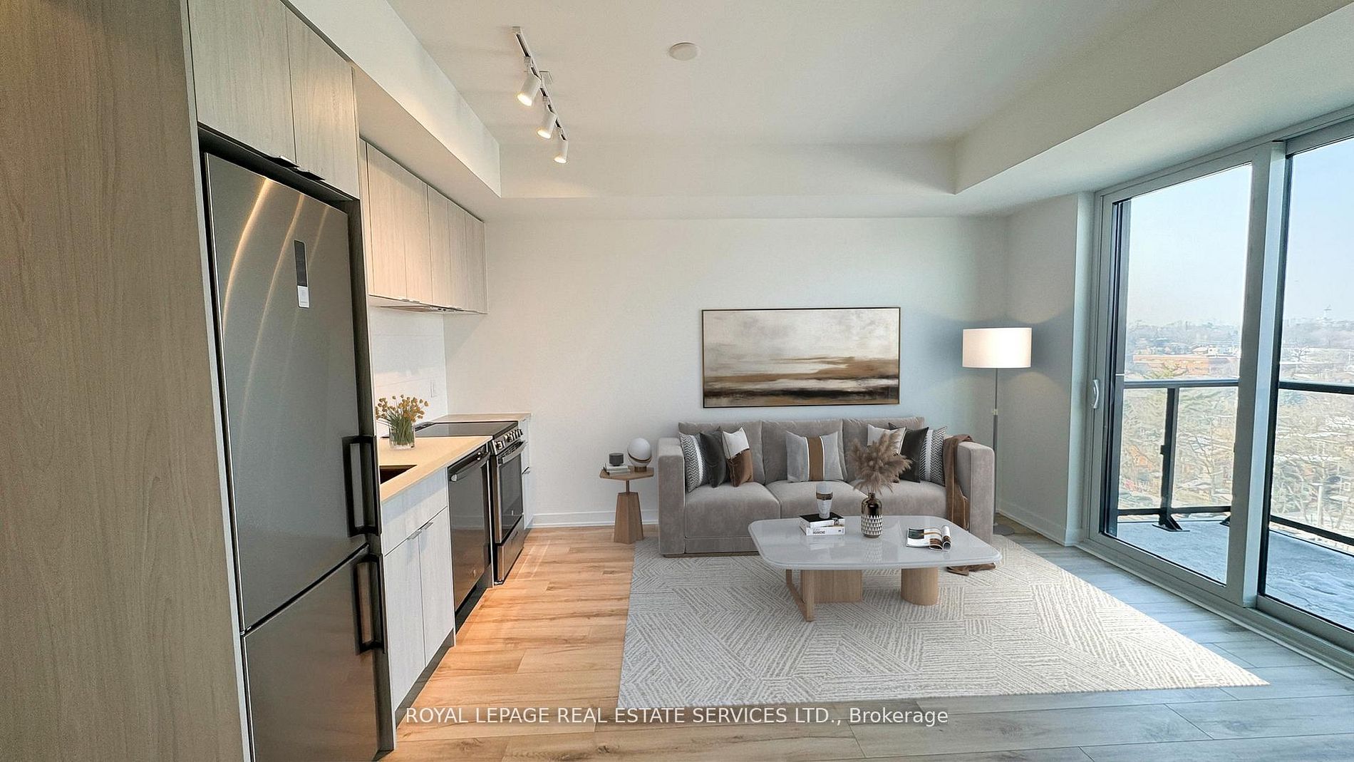 1660 Bloor Street W 401