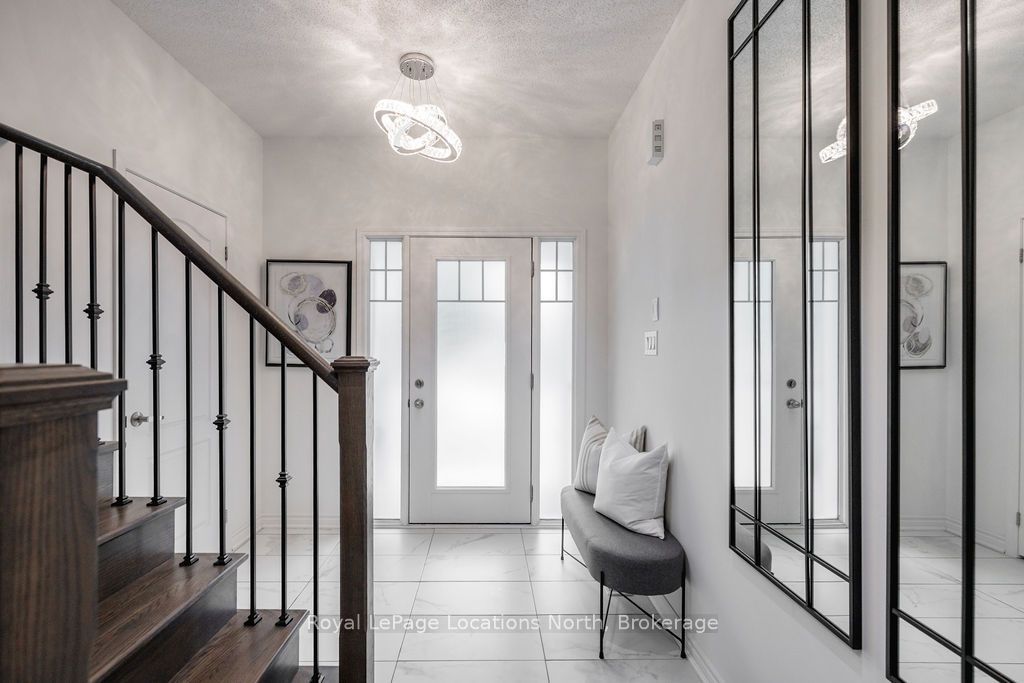 Photo of 11 Catamaran Drive, Wasaga Beach, ON L9Z 0J2 (MLS # S13742128)