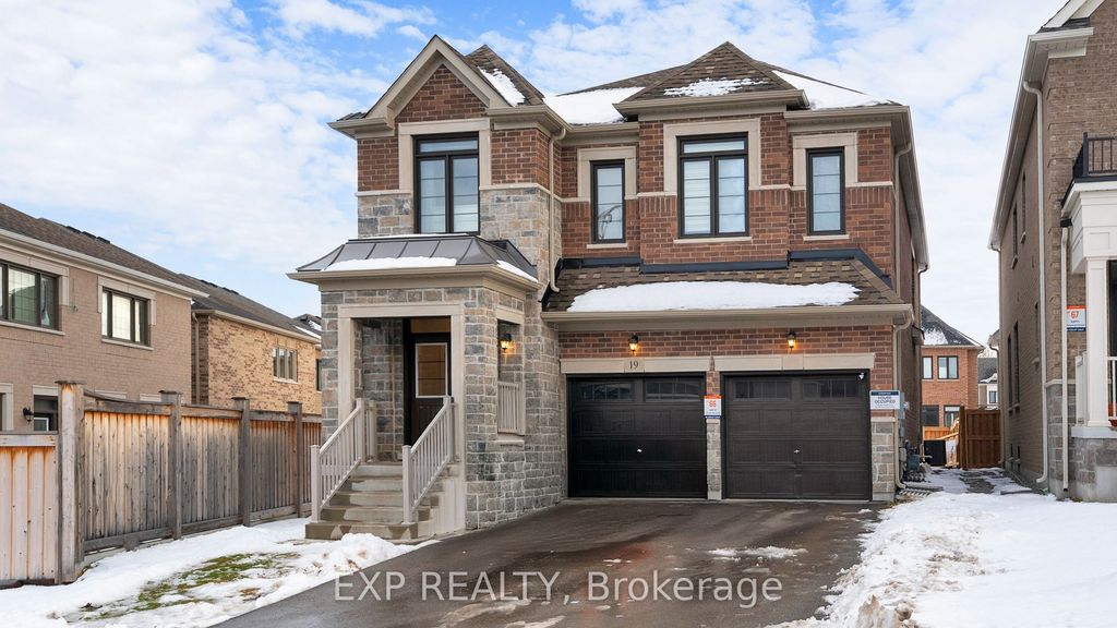 Photo of 19 Meadow Vista Crescent, East Gwillimbury, ON L9N 0T4 (MLS # N12645156)