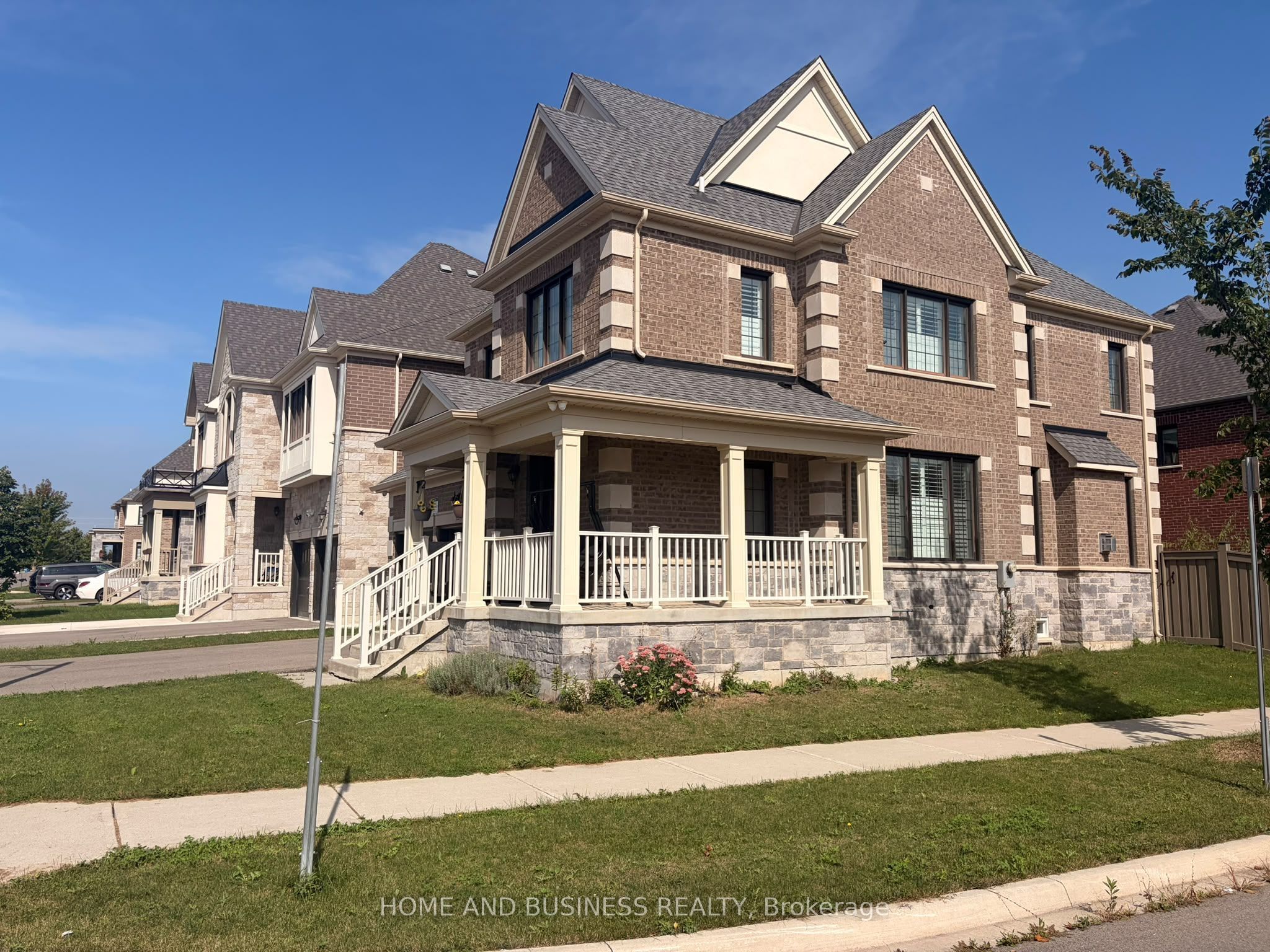 1275 Raspberry Terrace