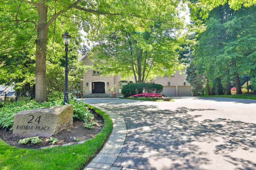 24 Raymar Place