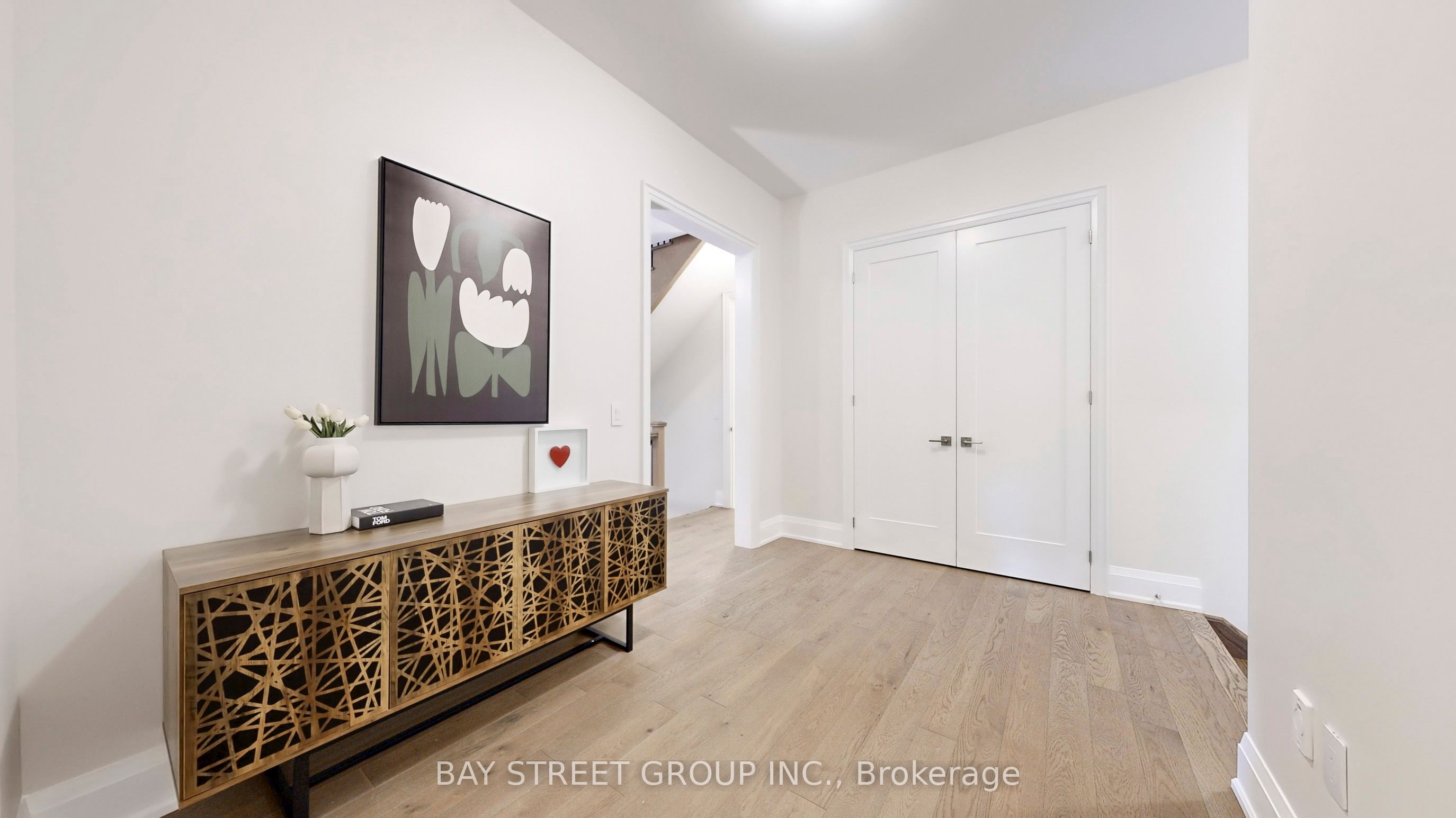 165 Hillsview Drive