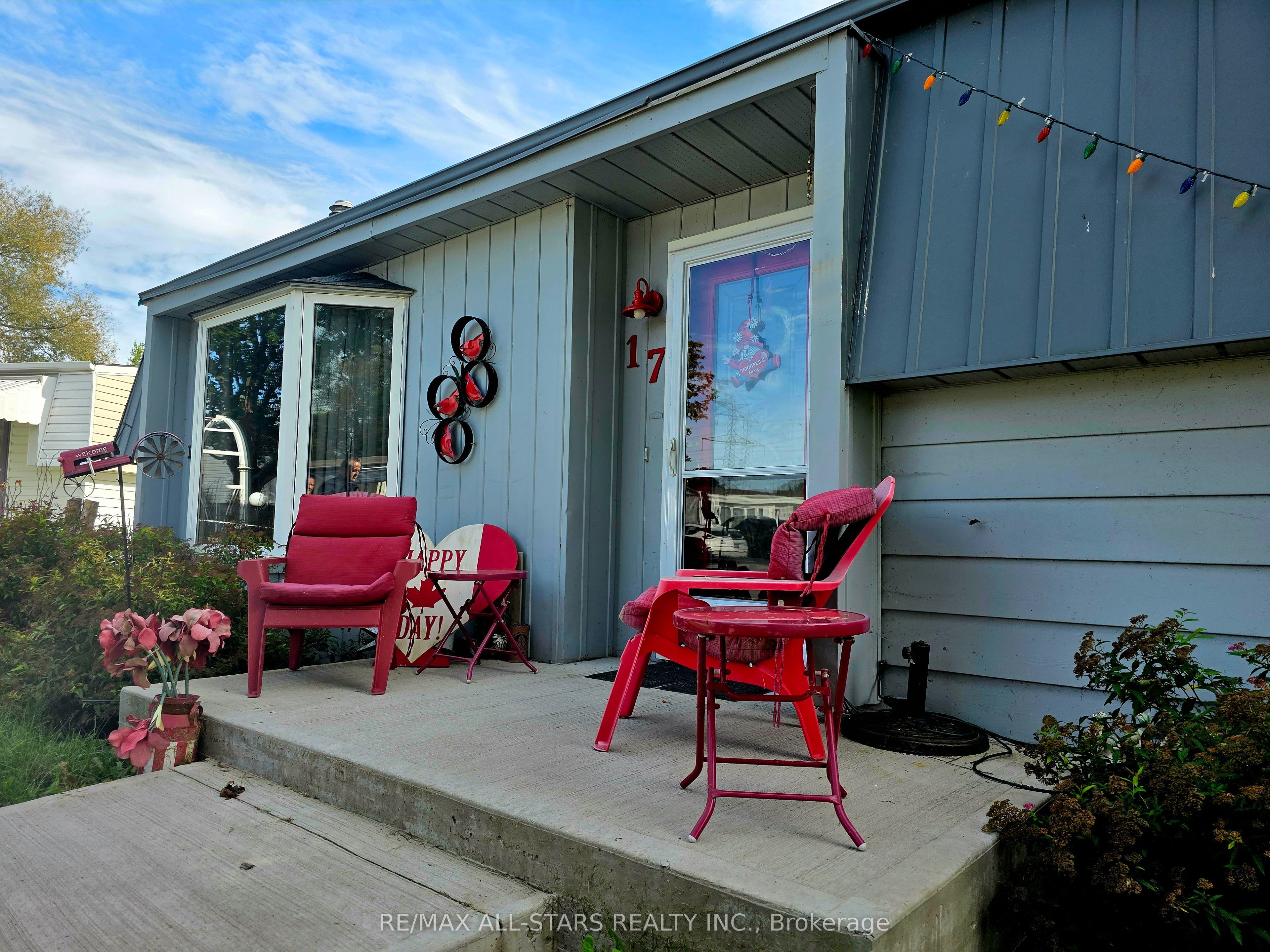 17 Pineridge Court