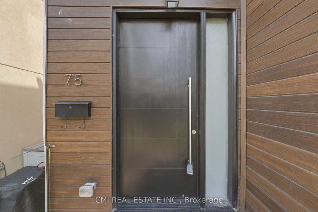 Photo of 75 Kenilworth Avenue, Toronto, ON M4L 3S4 (MLS # E13487686)