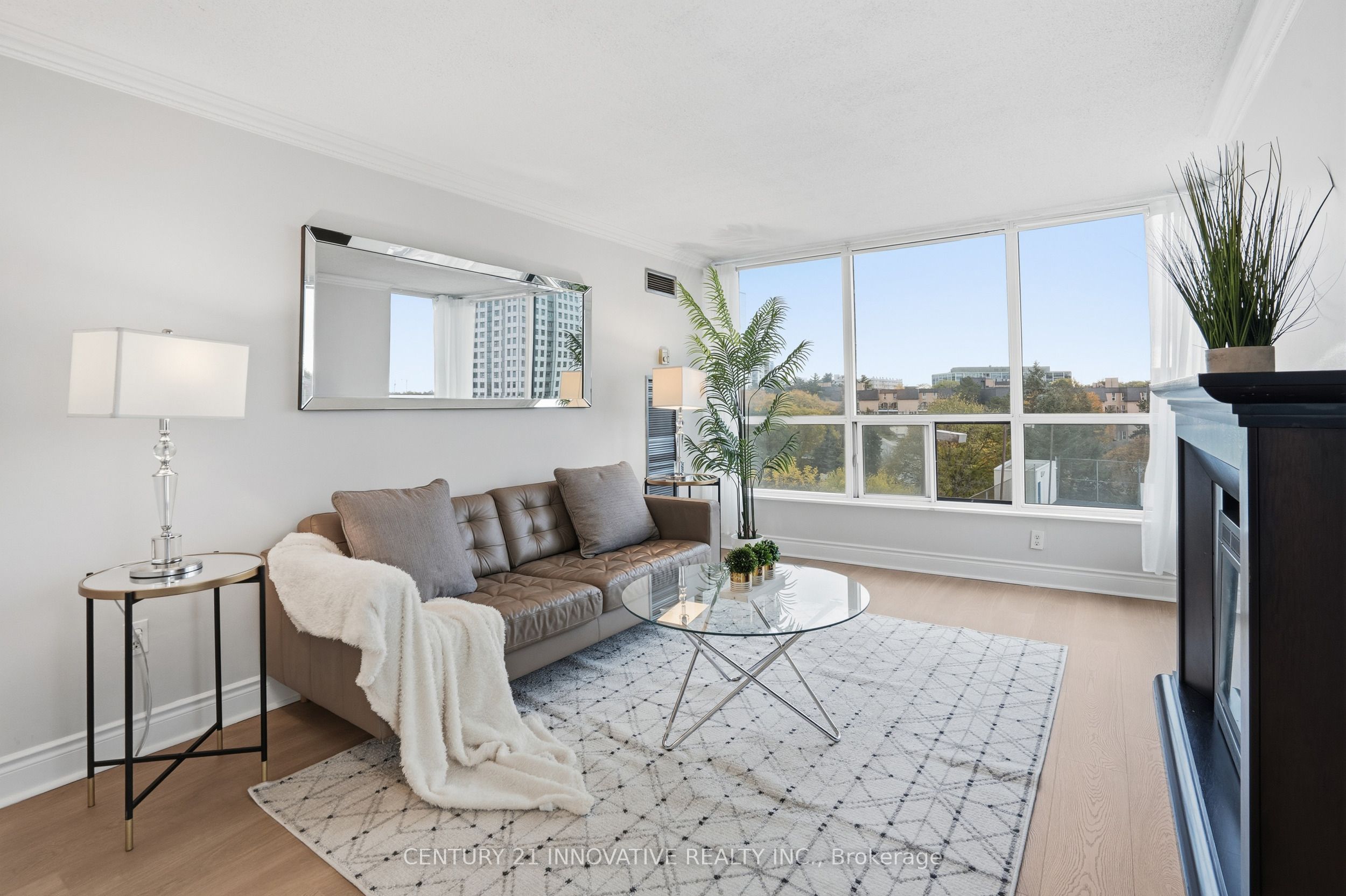 3050 Ellesmere Road 619