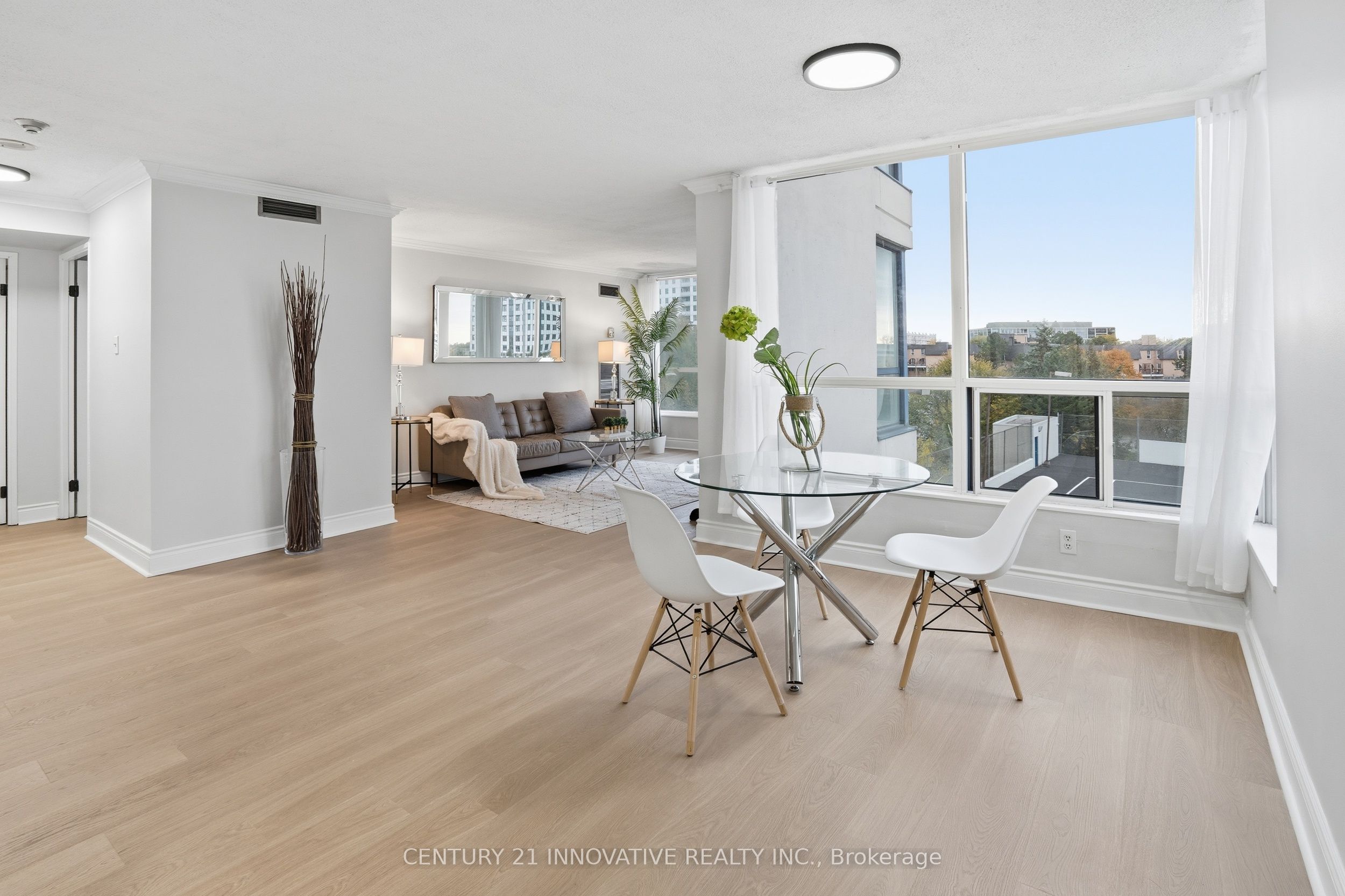 3050 Ellesmere Road 619