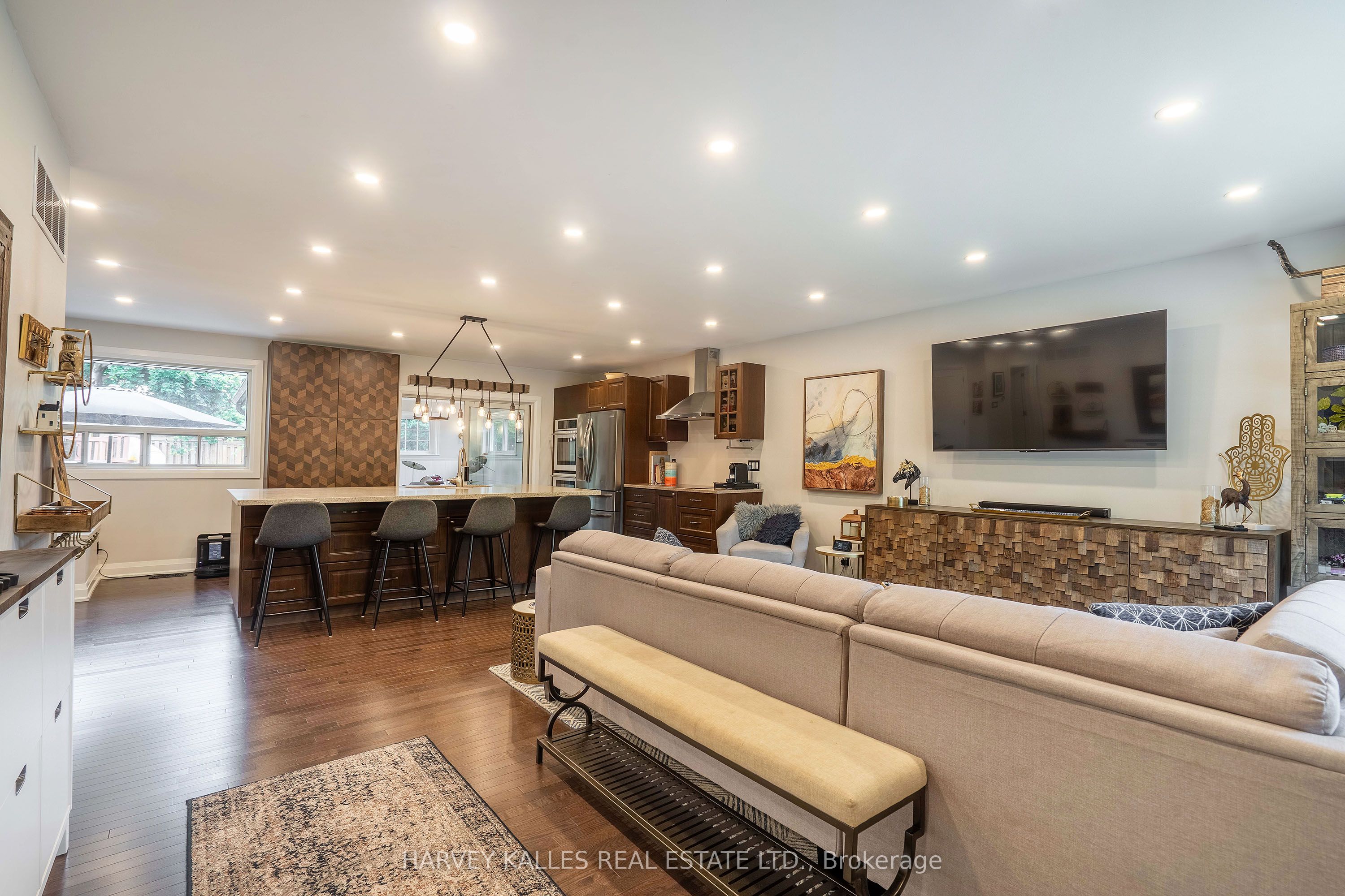 49 Theodore Drive