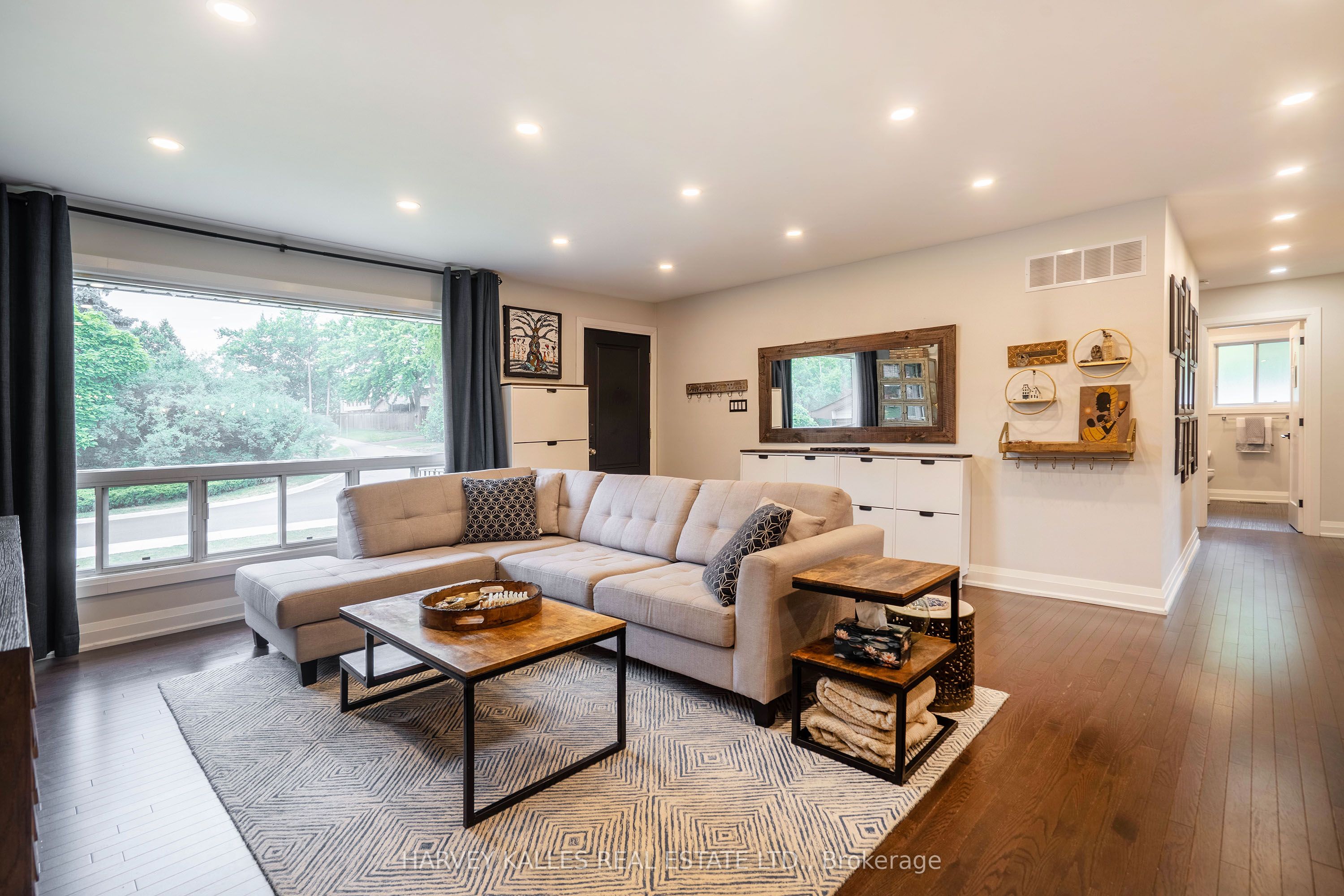 49 Theodore Drive