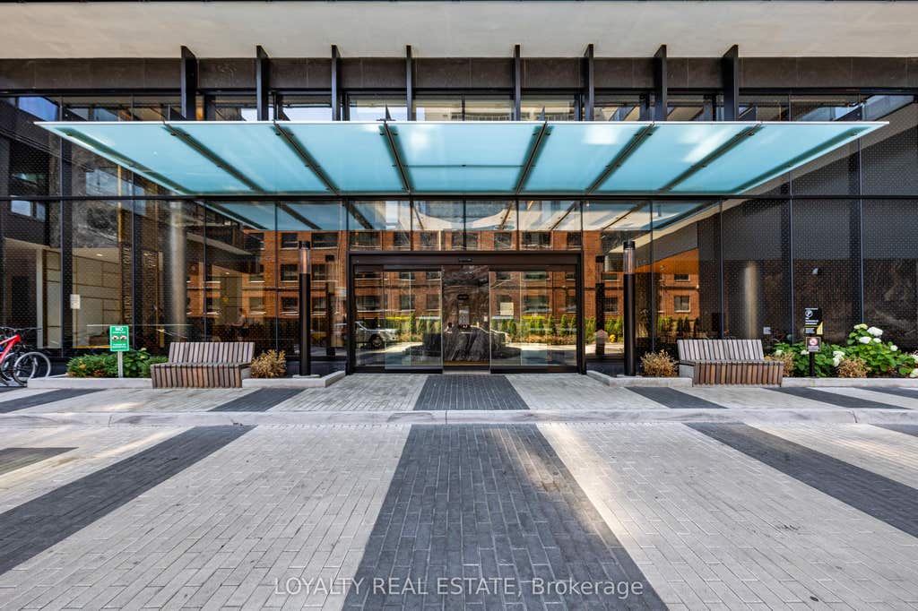 Photo of 117 Broadway Avenue #211, Toronto, ON M4P 1V3 (MLS # C13679900)