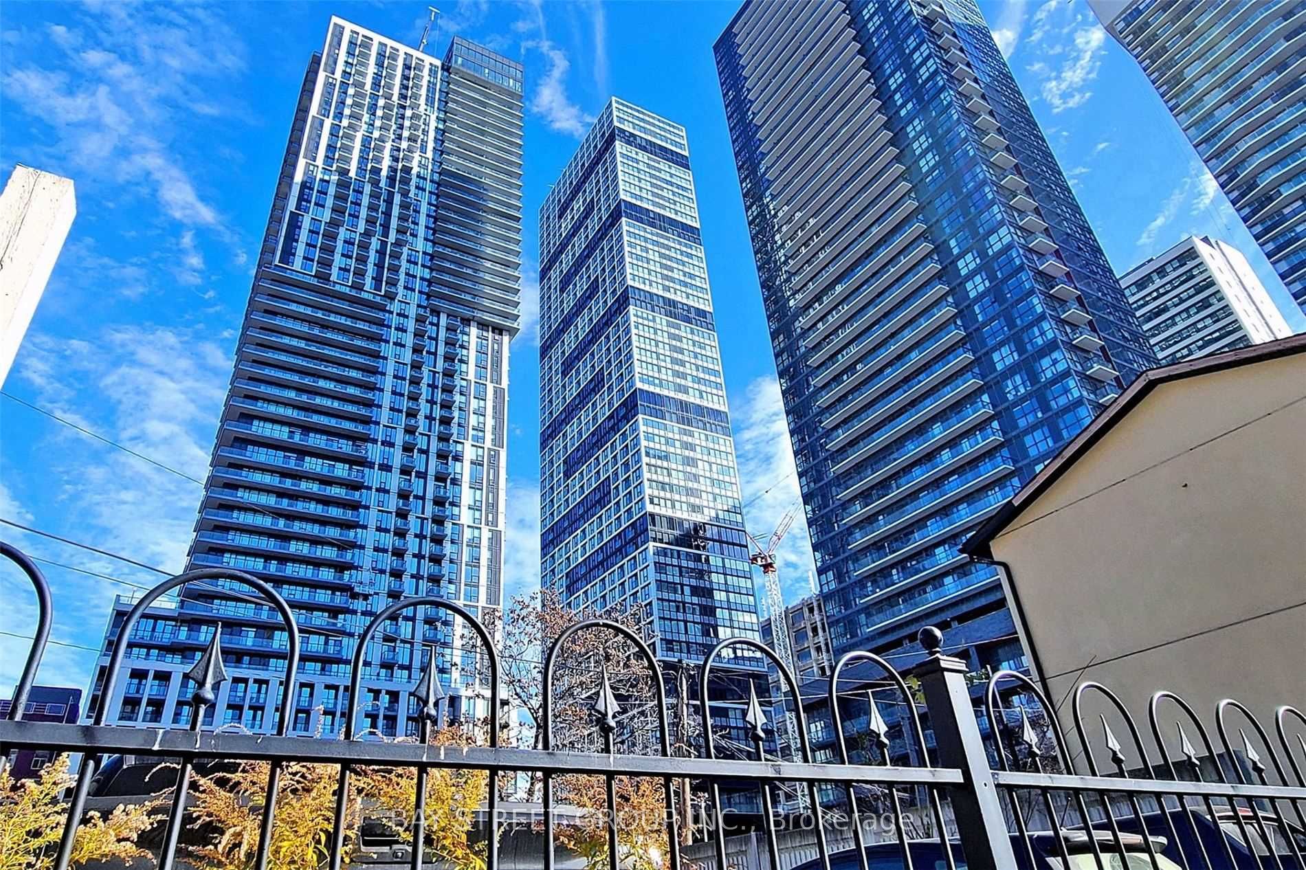 Photo 1 of 27 — 181 Dundas Street E 4311, Toronto, ON M5A 0N5