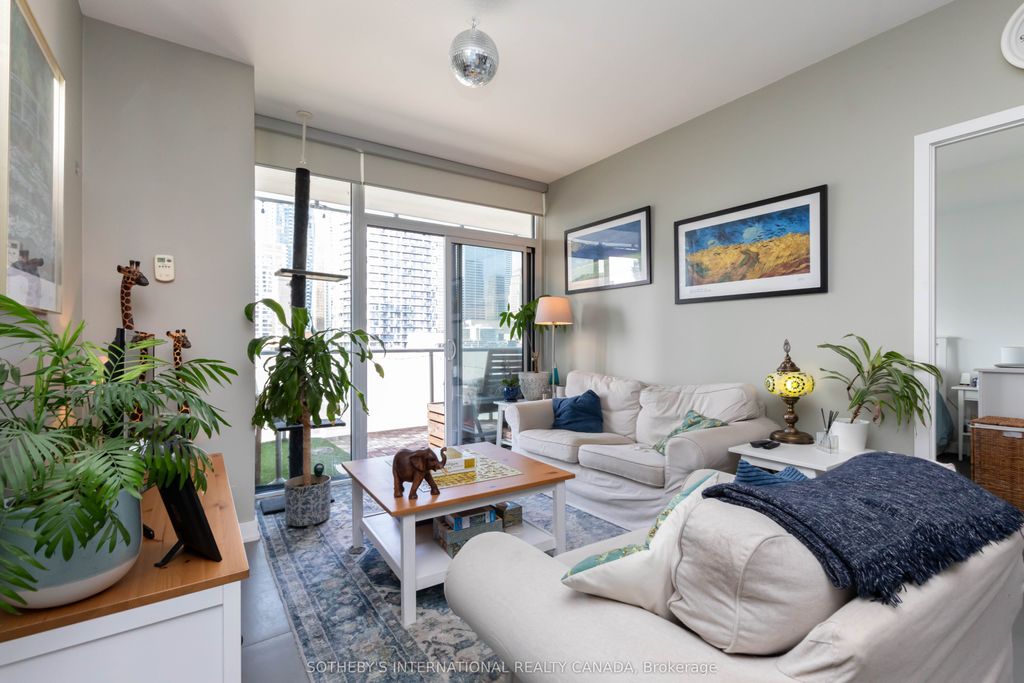 Photo of 1 Market Street #1215, Toronto, ON M5E 0A2 (MLS # C13032958)