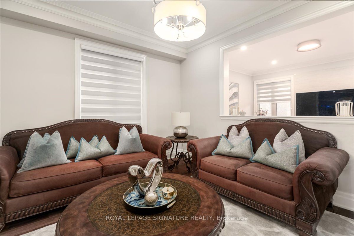 1268 Kestell Boulevard