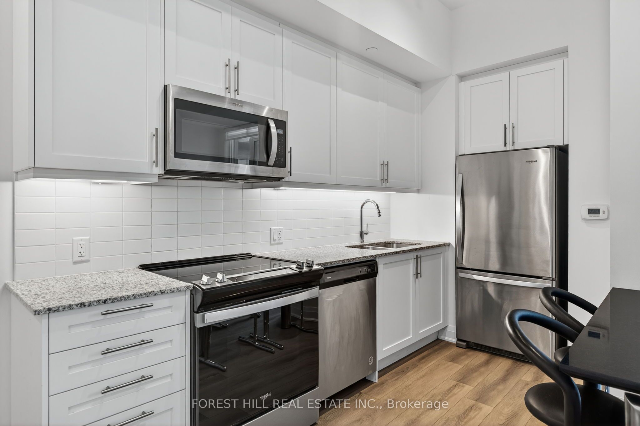 10 Gatineau Drive 208