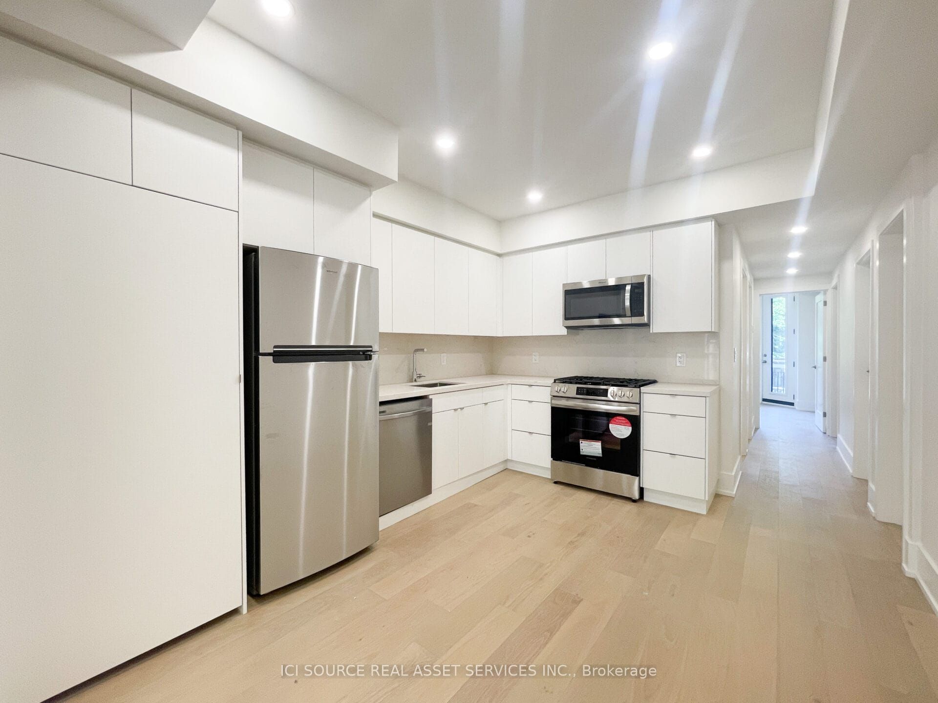 474 Palmerston Boulevard 2