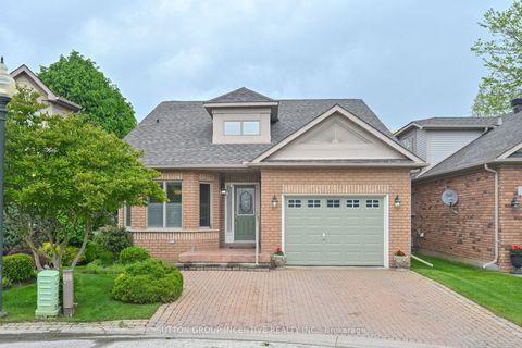 4 Belair Place New Tecumseth ON L9R 1Z1