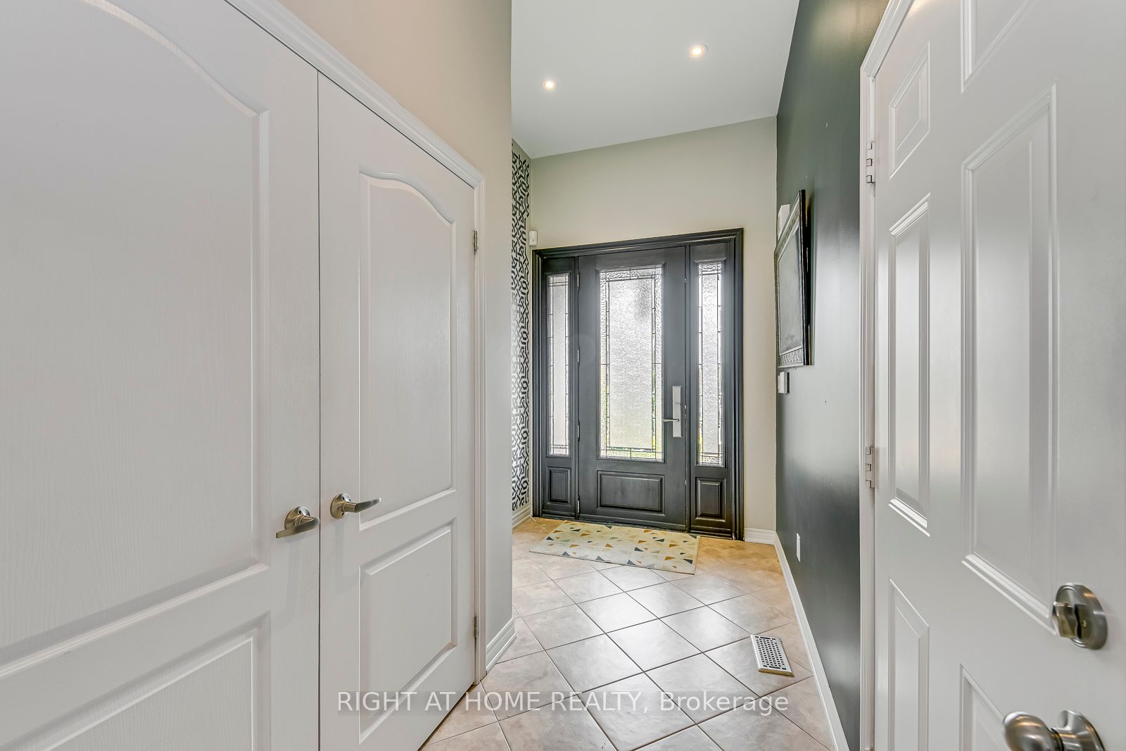 2374 Wasaga Drive