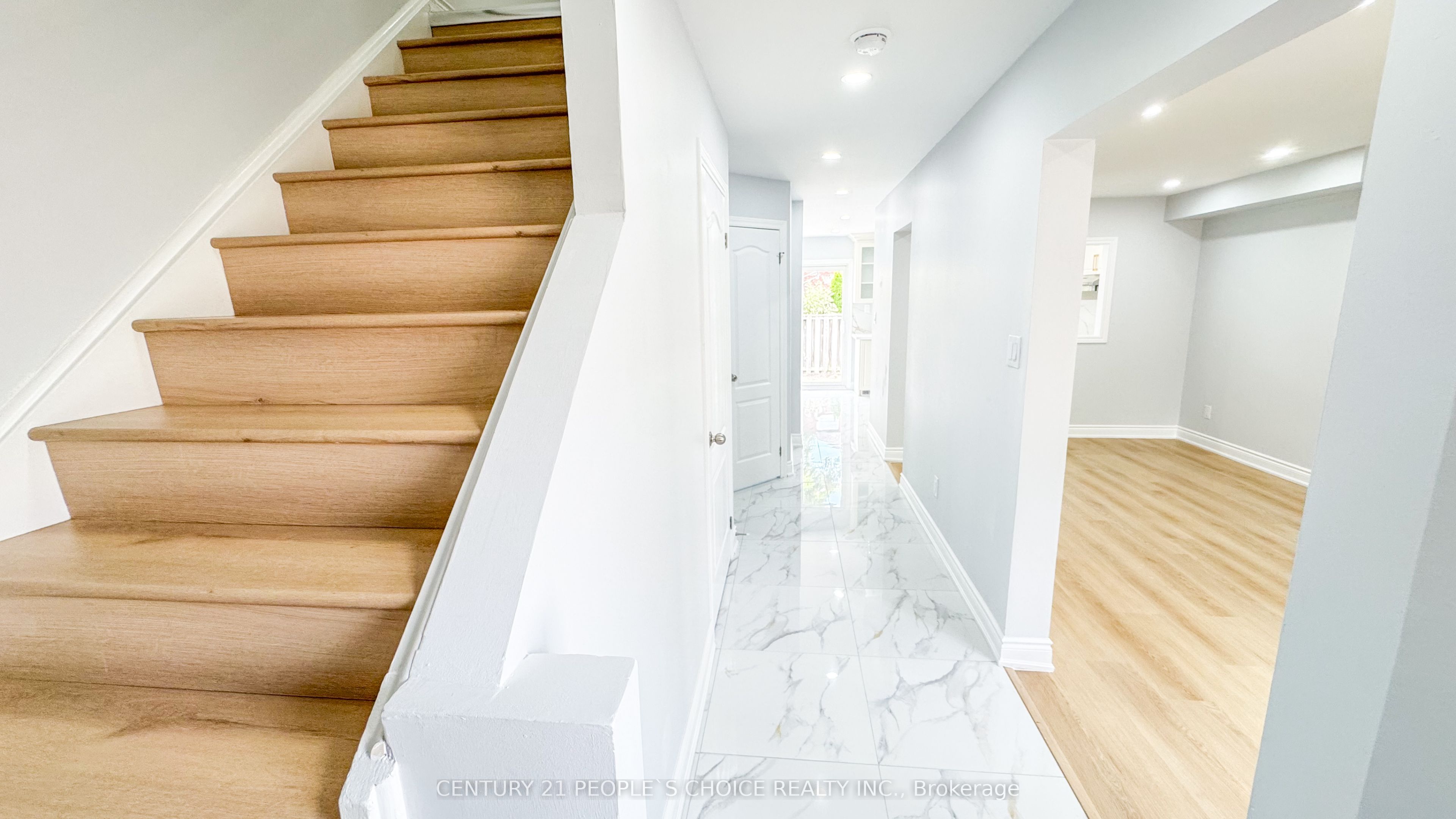 3292 Bobwhite Mews