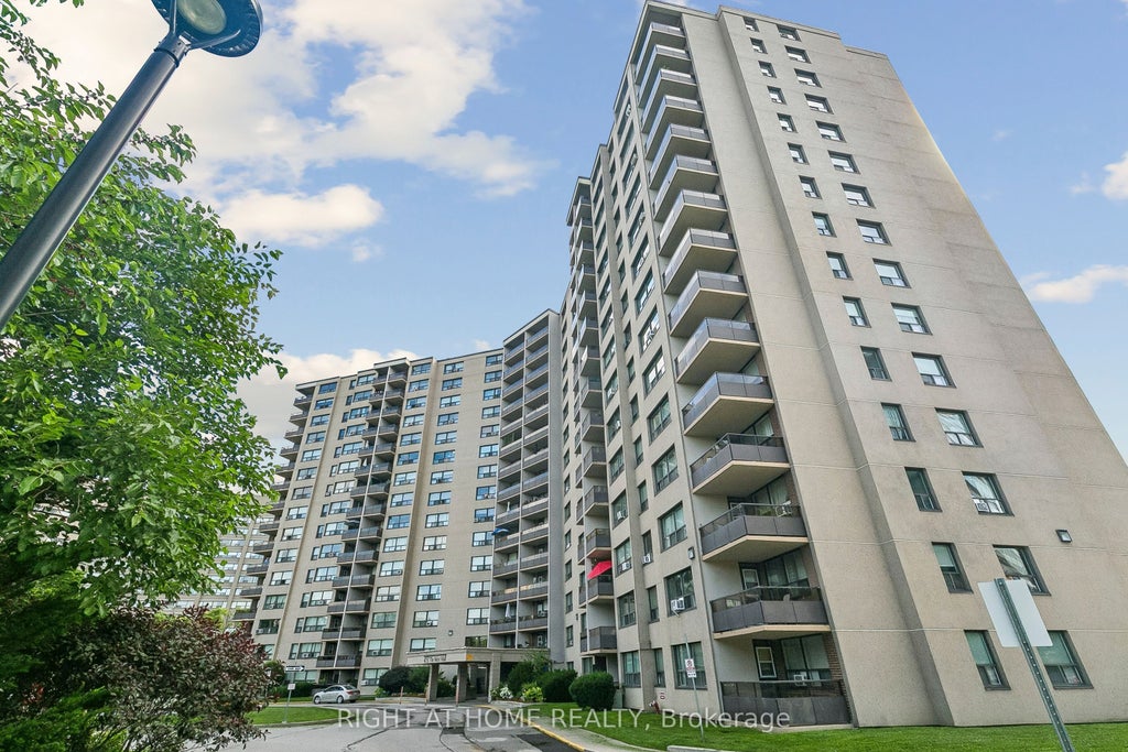 Photo of 451 The West Mall N/A #807, Toronto, ON M9C 1G1 (MLS # W13581228)
