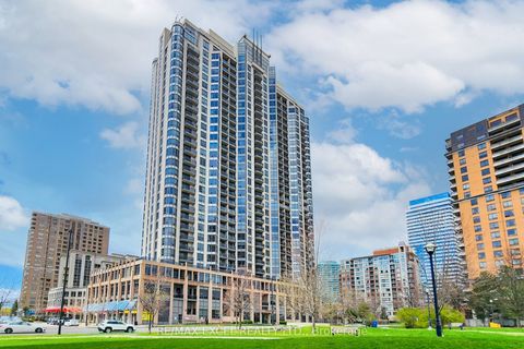 Photo of 10 Northtown Way #814, Toronto, ON M2N 7L4 (MLS # C12484053)