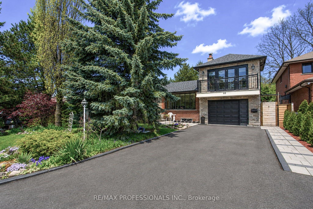 Photo of 40 Cowley Avenue, Toronto, ON M9B 2E3 (MLS # W13733208)