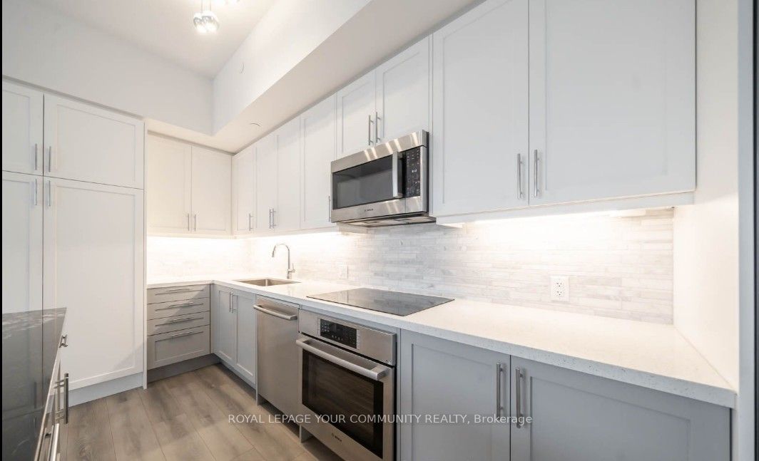 10 Gatineau Drive 216W