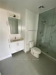 75 Oneida Crescent 1105