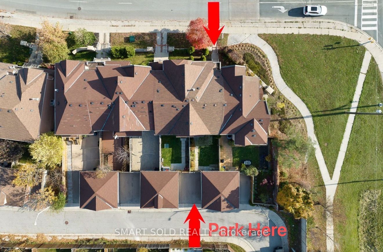 4 Thornhill Woods Drive