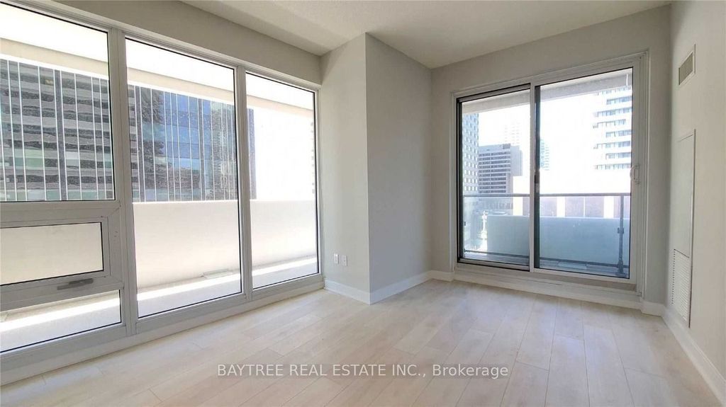Photo of 2221 Yonge Street #809, Toronto, ON M4S 0B8 (MLS # C12302647)