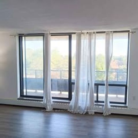 2929 Aquitaine Avenue 404 Mississauga ON L5N 2C7