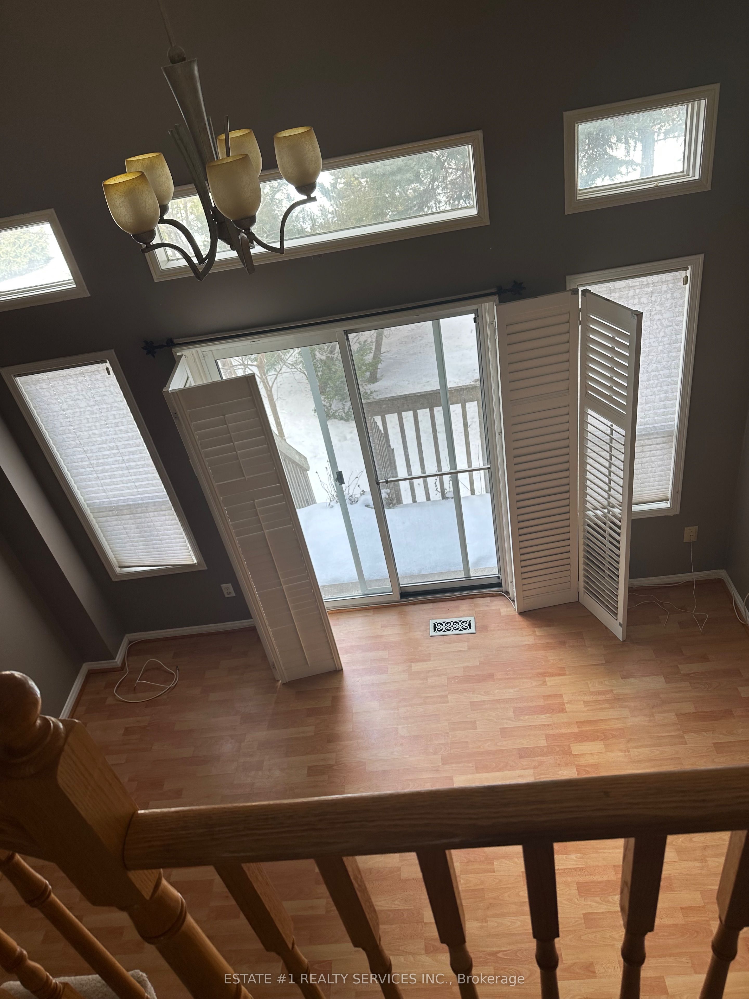 6060 Snowy Owl Crescent 16