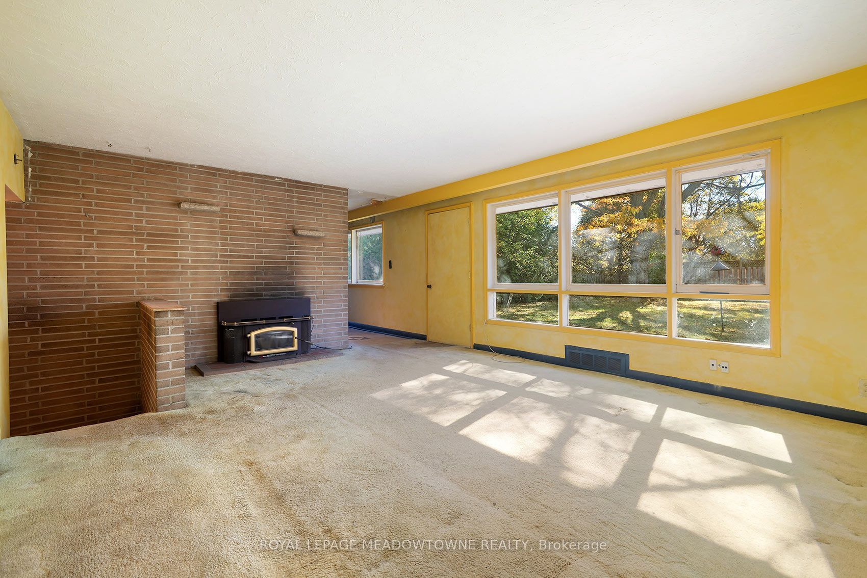 112 Vista Boulevard