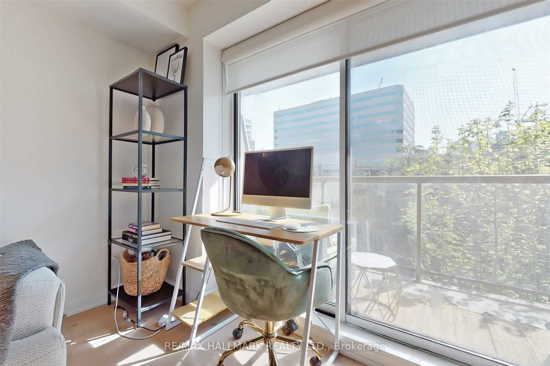 140 Bathurst Street 408