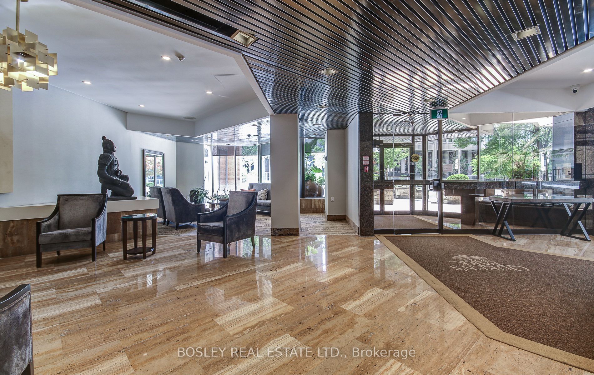 62 Wellesley Street W 702