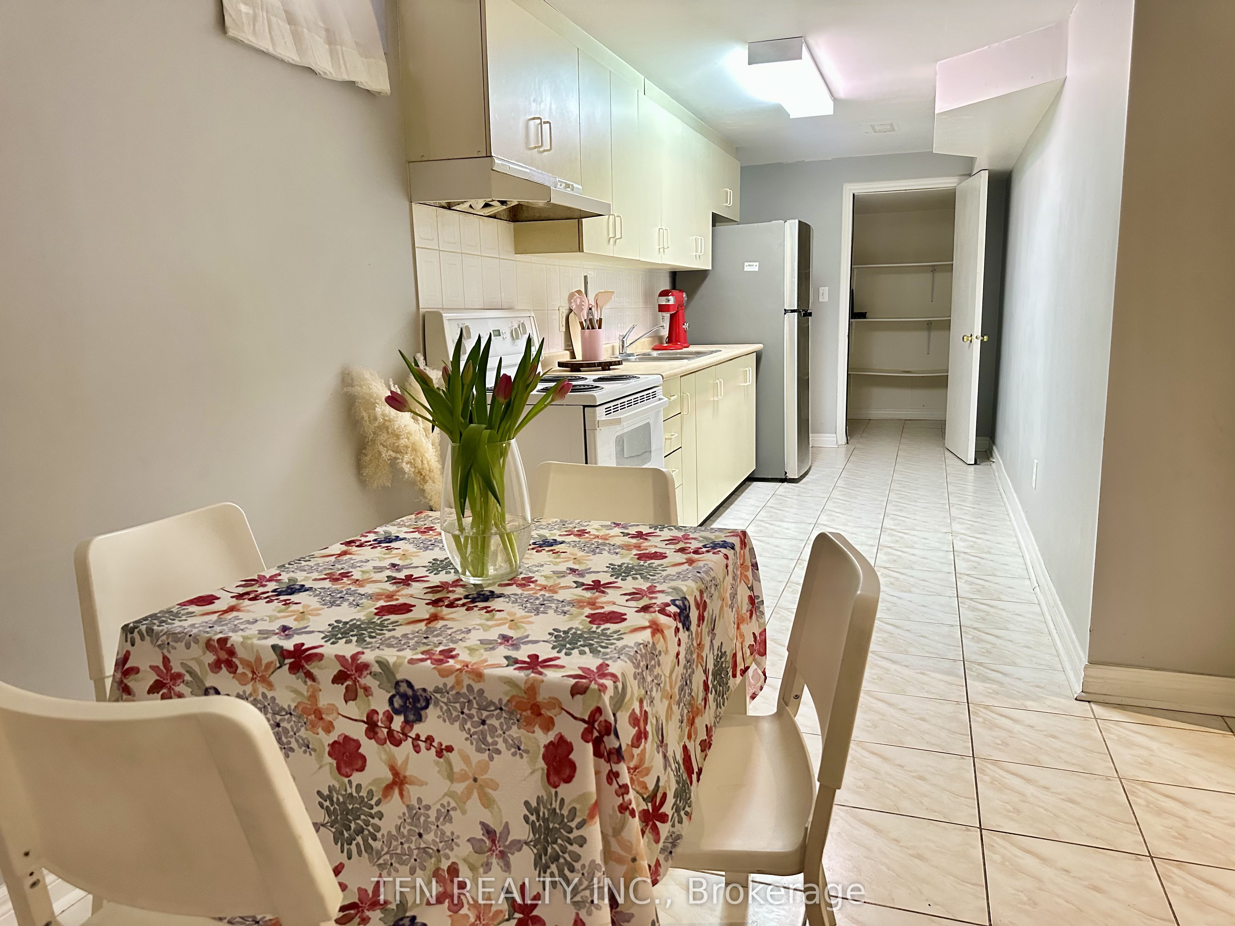 5 Belwood Boulevard Bsmt