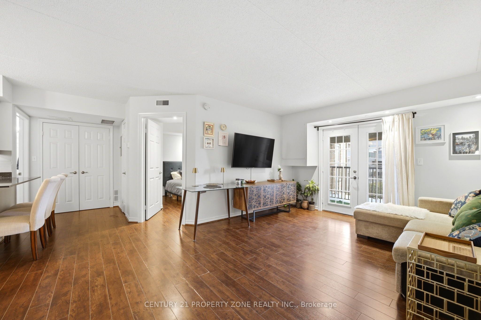 306 - 1440 Bishops Gate