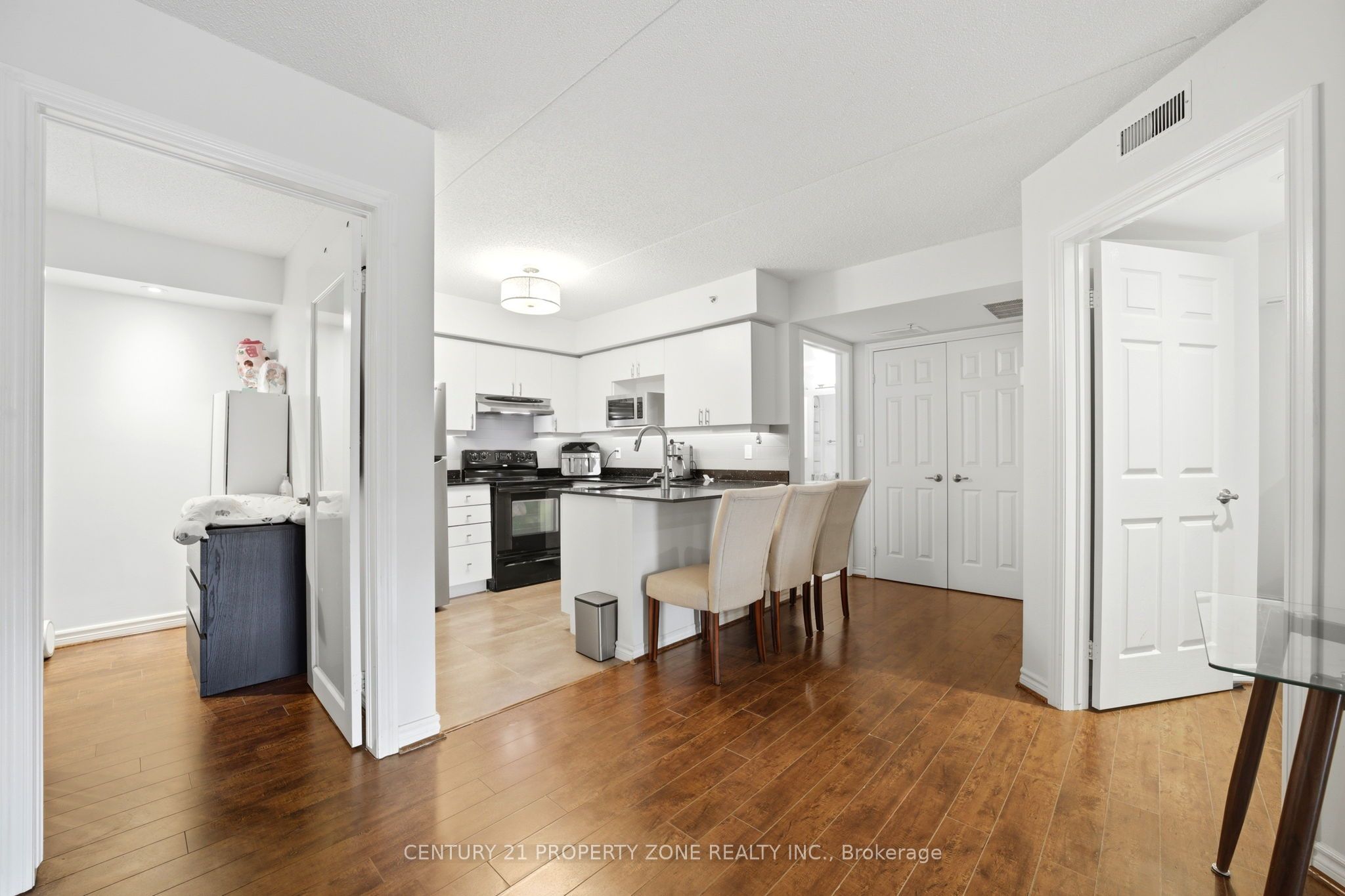 306 - 1440 Bishops Gate