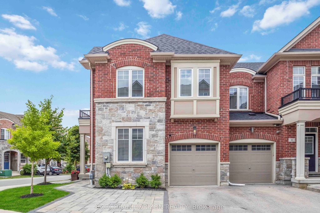 Photo of 81 Dundonald Trail, Newmarket, ON L3Y 0E1 (MLS # N13032086)