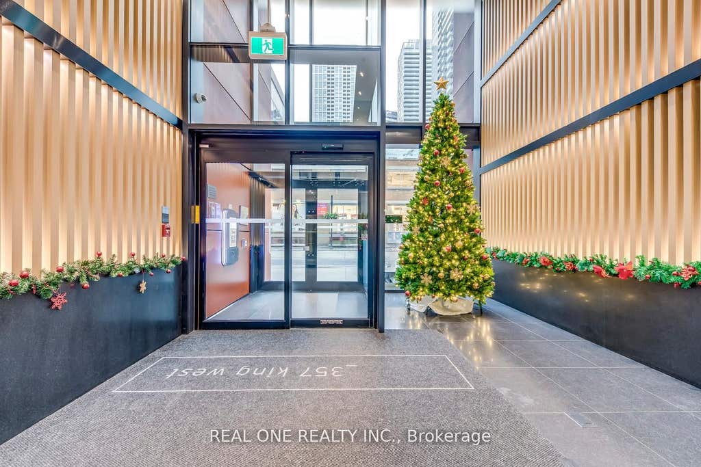 Photo of 357 King Street W #201, Toronto, ON M5V 1K1 (MLS # C13438790)