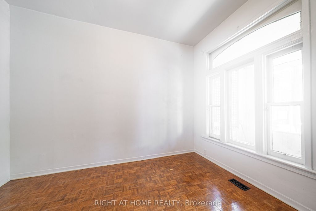 Photo of 1057 Bathurst Street, Toronto, ON M5R 3G8 (MLS # C12468165)