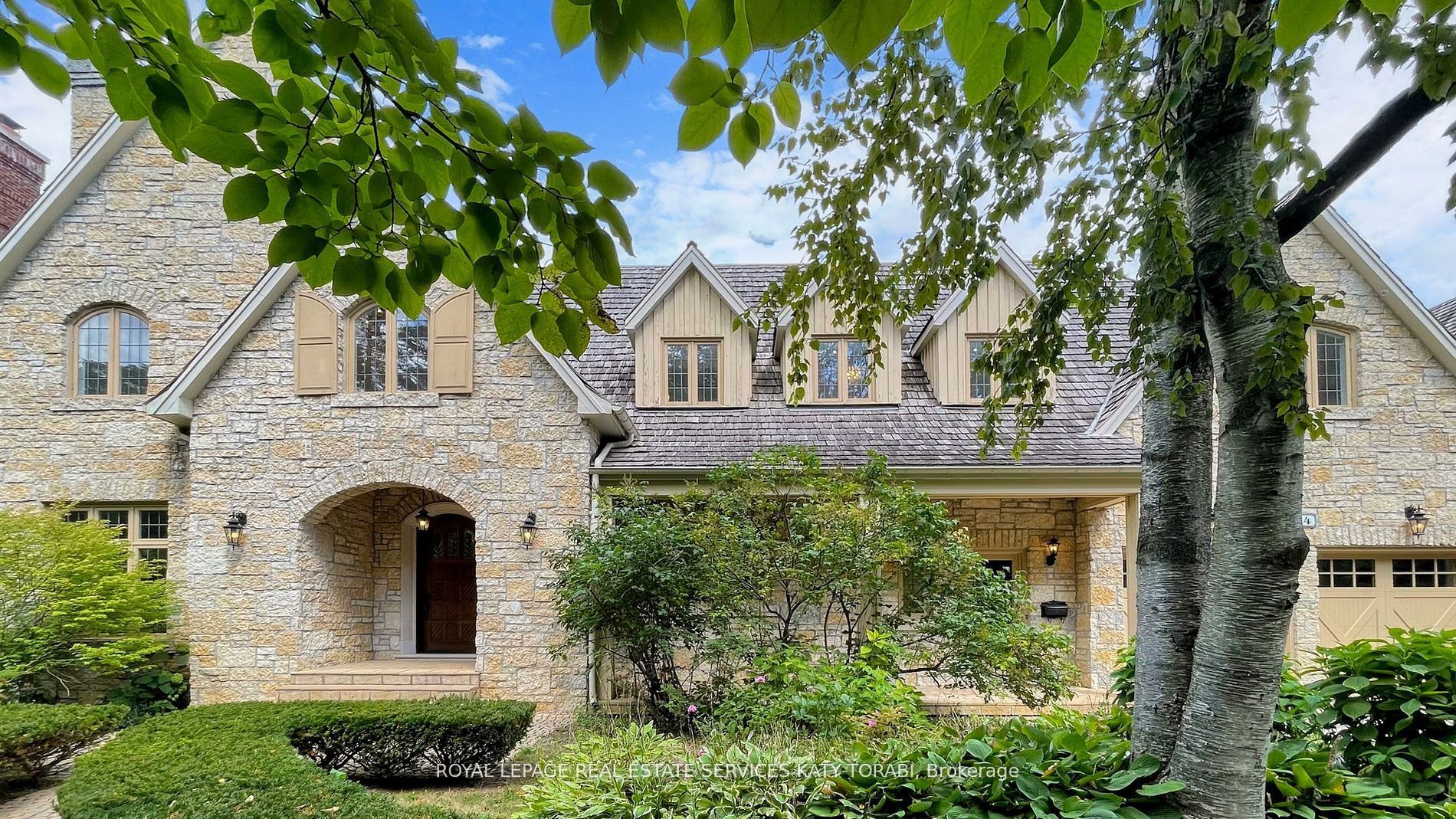 14 St Margarets Drive