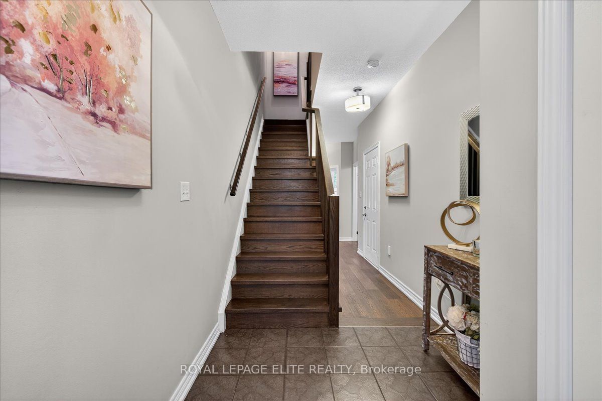 4165 Upper Middle Road 17