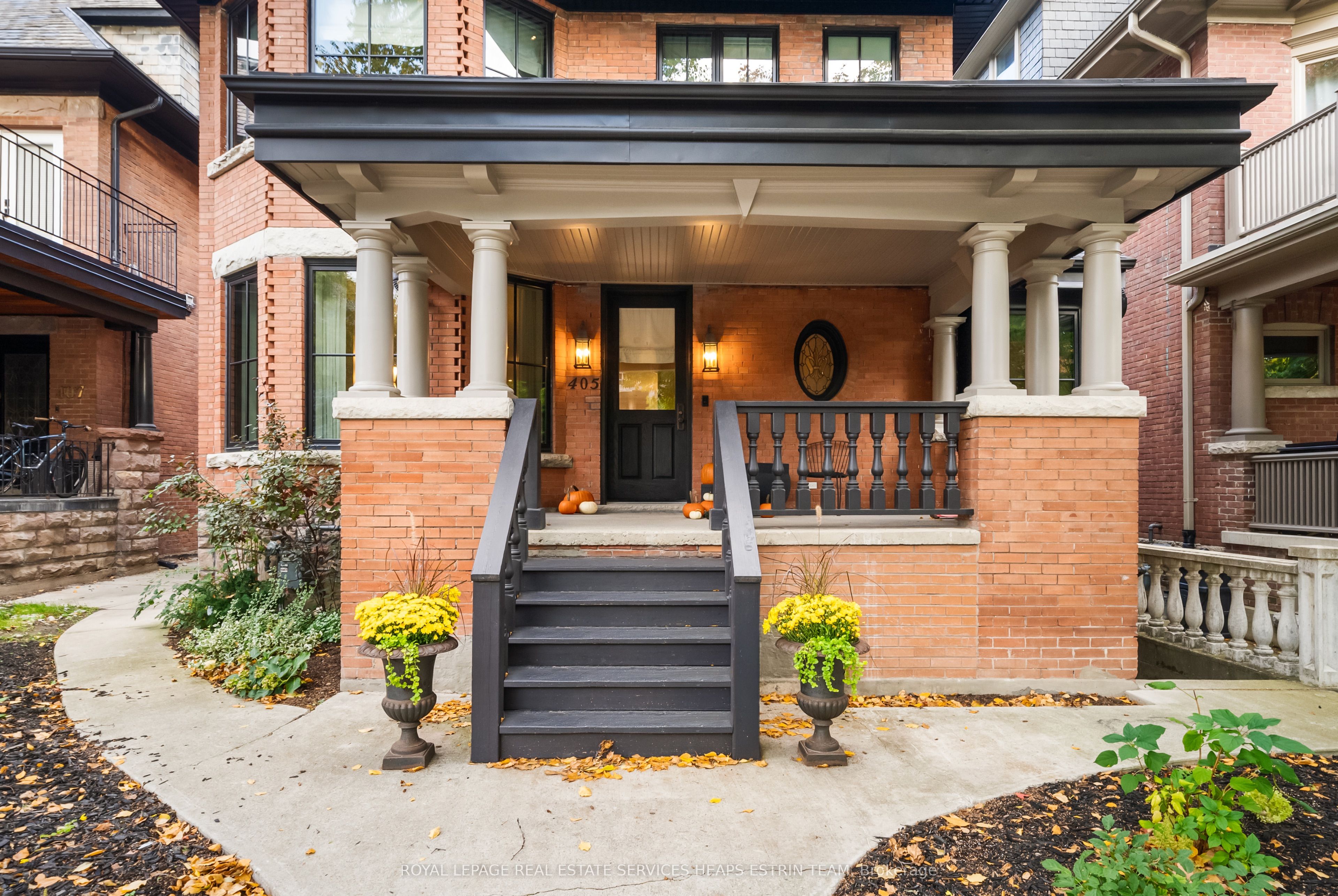 405 Palmerston Boulevard