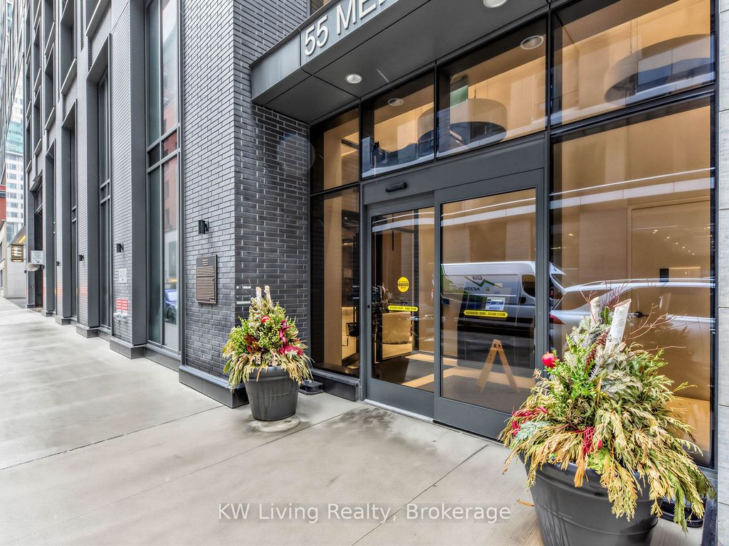 Photo of 55 Mercer Street #4009, Toronto, ON M5V 0W4 (MLS # C13420248)