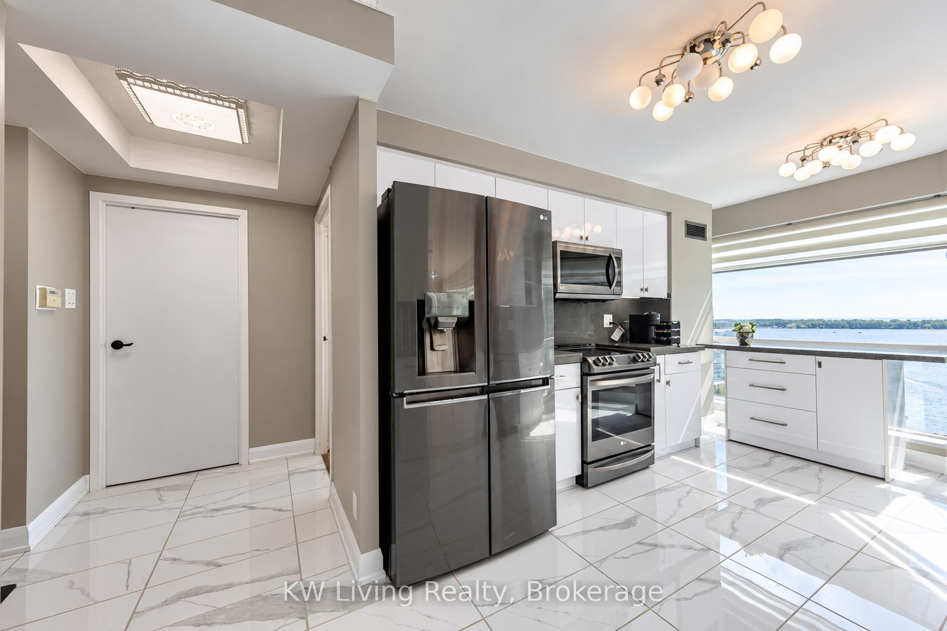 10 Yonge Street 1702