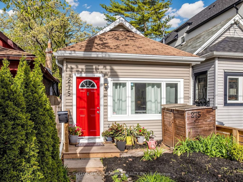 Photo of 275 Victoria Park Avenue, Toronto, ON M4E 3S6 (MLS # E13166520)